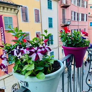 cinque-terre-casa-gina.hotelitalianriviera.com/
